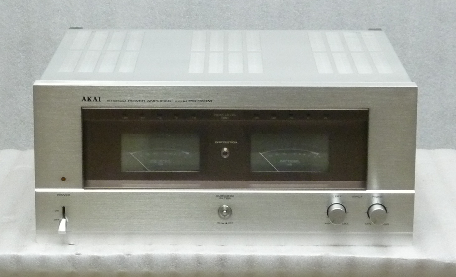 Усилитель AKAI PS-120M